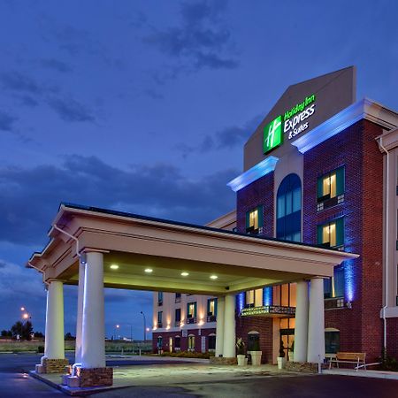 Holiday Inn Express & Suites Medicine Hat By Ihg Bagian luar foto